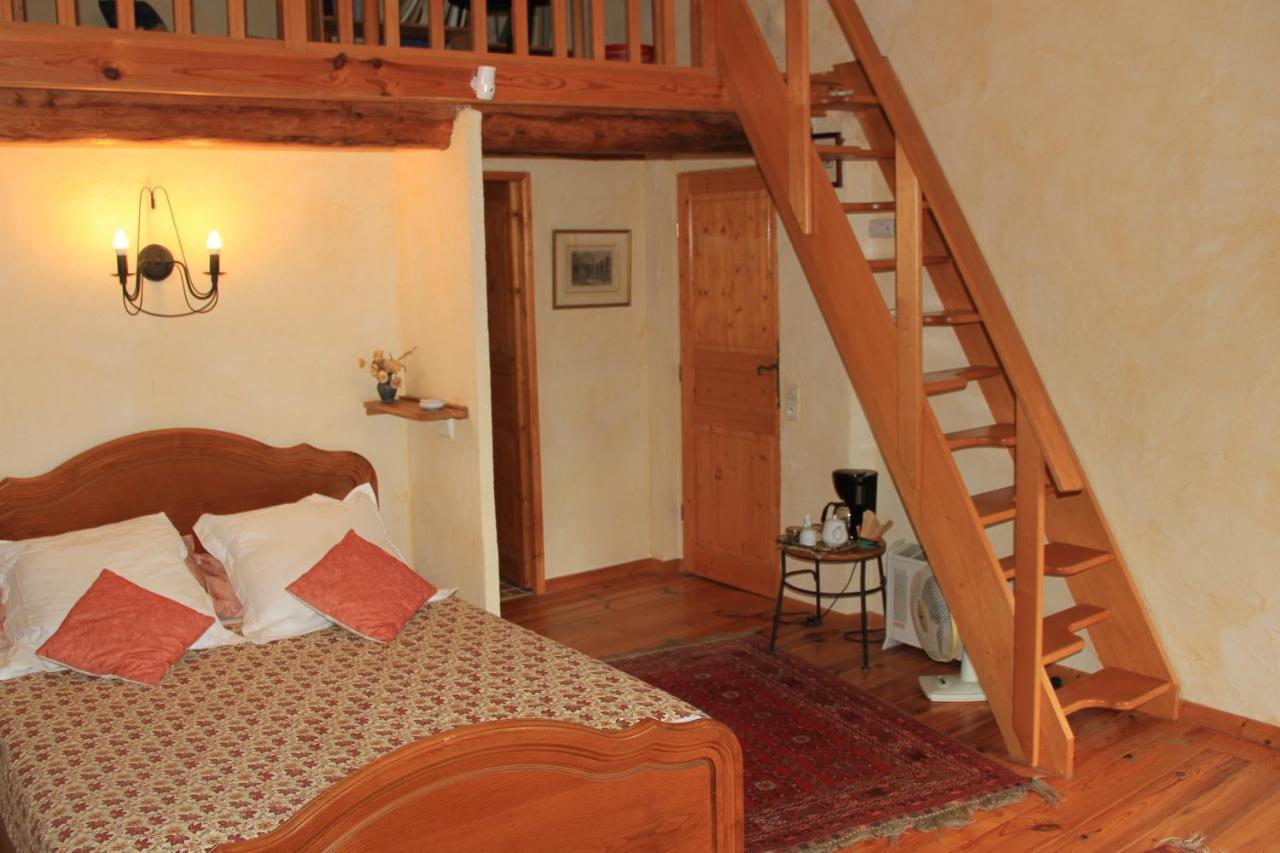 Le Mas De La Cigale Bleue, Caumont Sur Durance 外观 照片